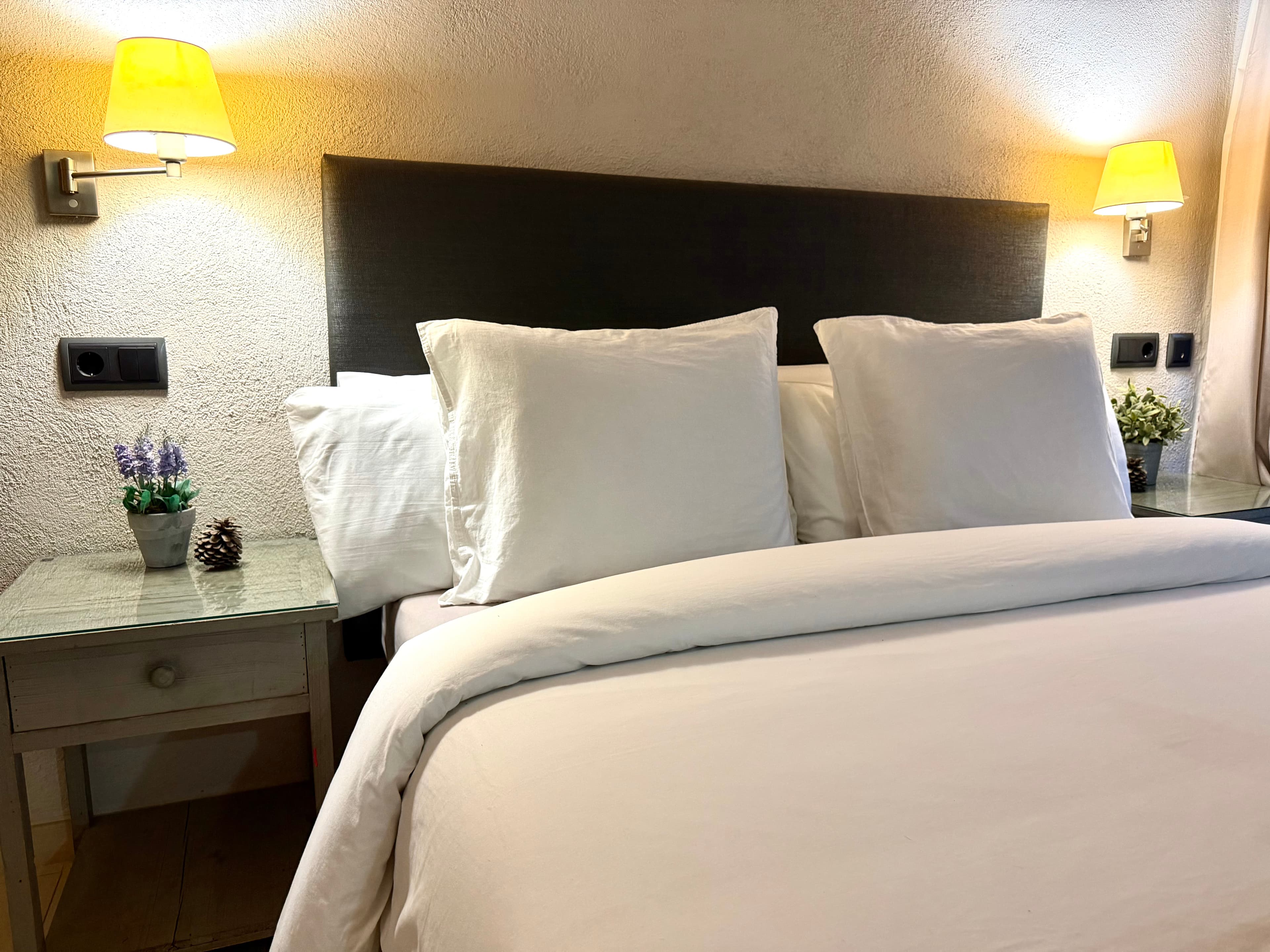 /images/rooms/ROOM7_5.jpg